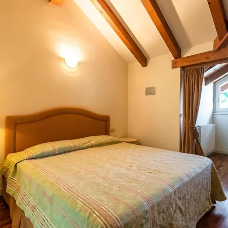 Aparthotel Greta 3*