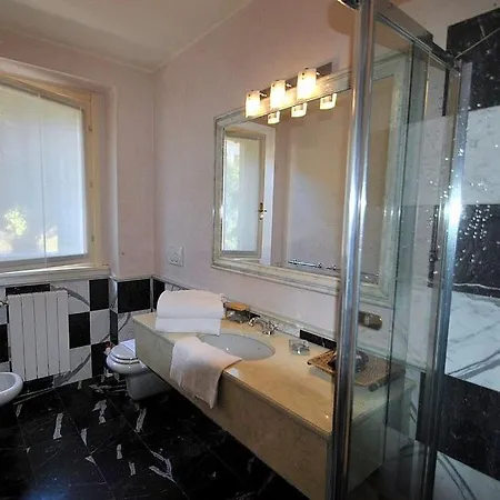 Greta Apartmanhotel Meina