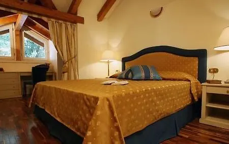 Hotel apartamentowy Greta Meina